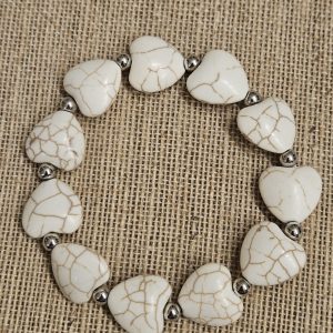 White Howlite Heart Stretch Bracelet – Western Beaded Heart Bracelet with Silver-Tone Accents